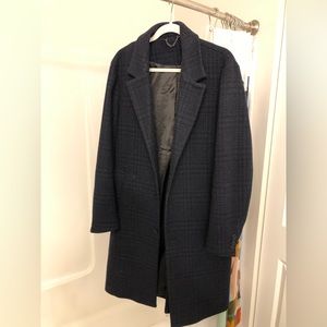 Topman blue and black houndstooth pattern overcoat. Size medium